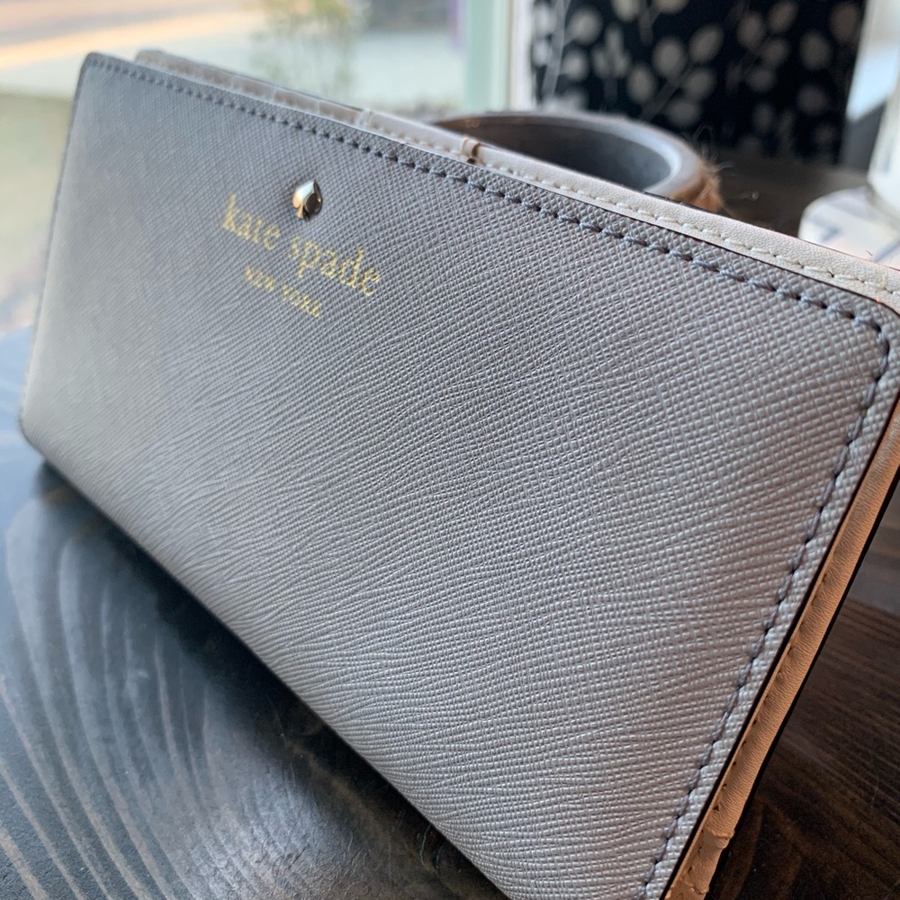 Kate Spade Stacy Bi-Fold Cream Wallet